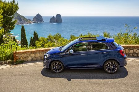 El Fiat 500X Yachting ya es oficial: Cinco puertas y a cielo abierto