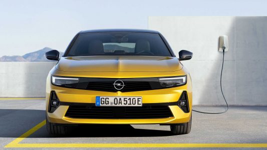 El nuevo Opel Astra 2022 ya es oficial: Genes de Stellantis y versiones híbridas