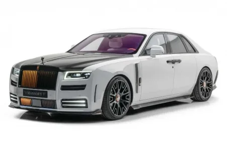 El Rolls-Royce Ghost se vuelve más macarra de la mano de Mansory