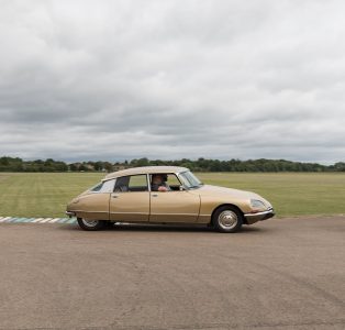 Este icónico Citroën DS ha sido restaurado y ahora es 100% eléctrico