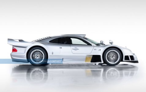 Este Mercedes-Benz CLK GTR saldrá próximamente a subasta: Sólo se fabricaron 20 unidades