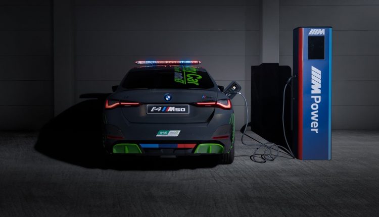 El BMW i4 M50 es el primer Safety Car eléctrico de la firma