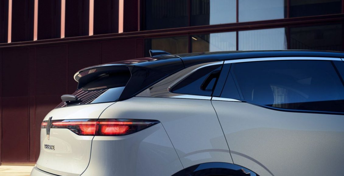 Renault-Megane-E-TECH-Electric-2022-22