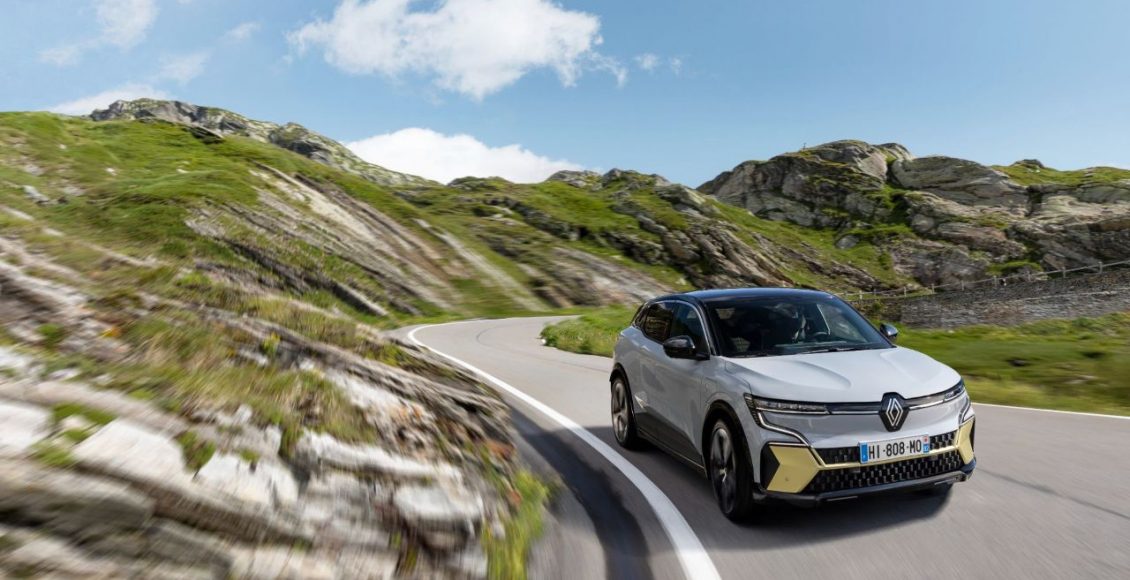 Renault-Megane-E-TECH-Electric-2022-3