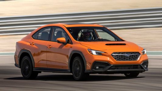 El Subaru WRX 2022 con un motor bóxer de 275 CV entra en escena