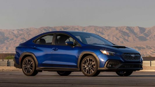 El Subaru WRX 2022 con un motor bóxer de 275 CV entra en escena