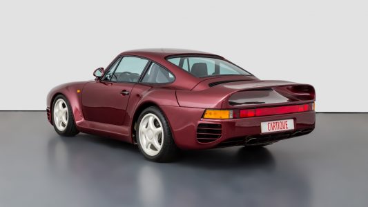 Este es uno de los 12 prototipos iniciales del Porsche 959: Está en venta