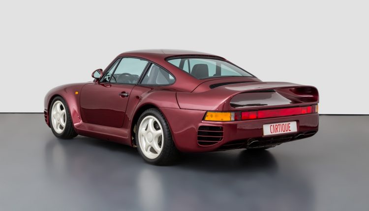 Este es uno de los 12 prototipos iniciales del Porsche 959: Está en venta