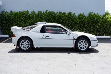 Este Ford RS200 de 1986 con menos de 6.000 kilómetros busca un nuevo hogar