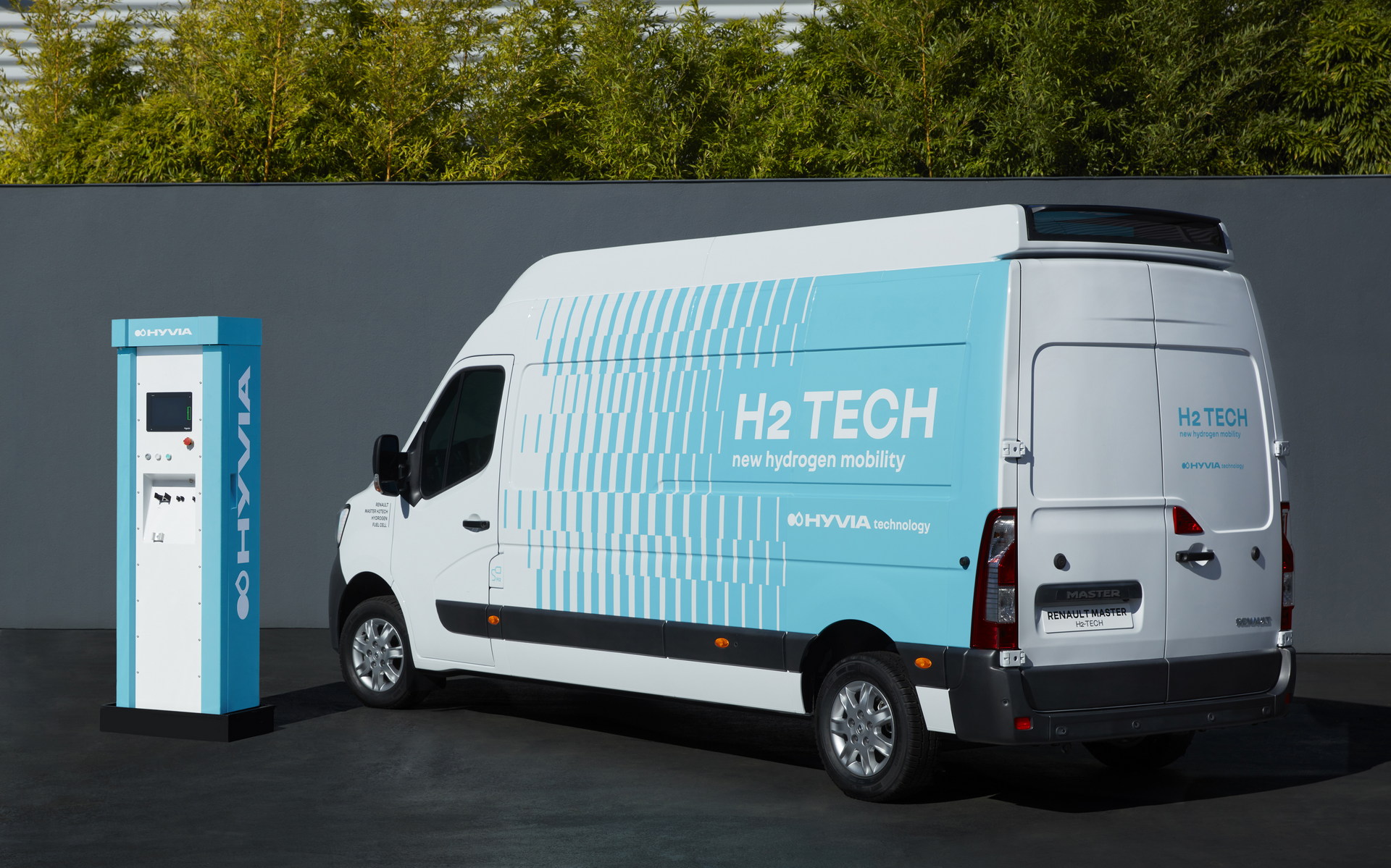 La Renault Master Van H2-TECH es la apuesta de hidrógeno para furgonetas: 500 kilómetros de autonomía