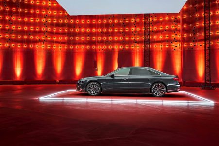 Audi A8 2022: El lavado de cara que aumenta -todavía más- su arsenal tecnológico