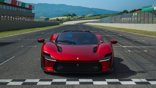 Ferrari Daytona SP3: El V12 atmosférico todavía tiene mucho que decir...