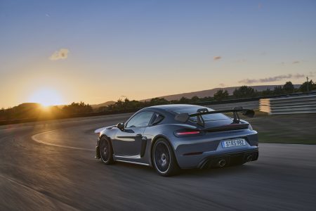 Porsche 718 Cayman GT4 RS: La variante más radical del Cayman para calle