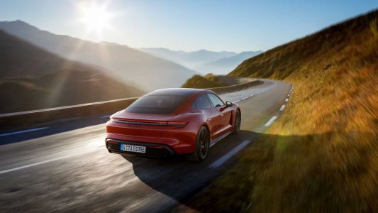 Porsche Taycan y Taycan Sport Turismo GTS: Así son las novedades para el salón de Los Ángeles