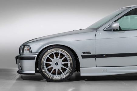 Este BMW E36 Compact con motor V12 de 5.6 litros está en venta