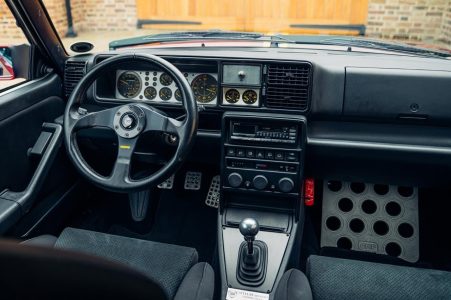 Hacerte con un Lancia Delta Evoluzione II Edizione Finale con 5.500 kilómetros es posible: lo pagarás bien pagado
