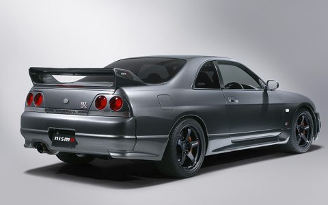 NISMO lanza un catálogo de escapes realizados en titanio para los Skyline GT-R R32, R33 y R34