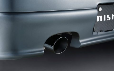 NISMO lanza un catálogo de escapes realizados en titanio para los Skyline GT-R R32, R33 y R34