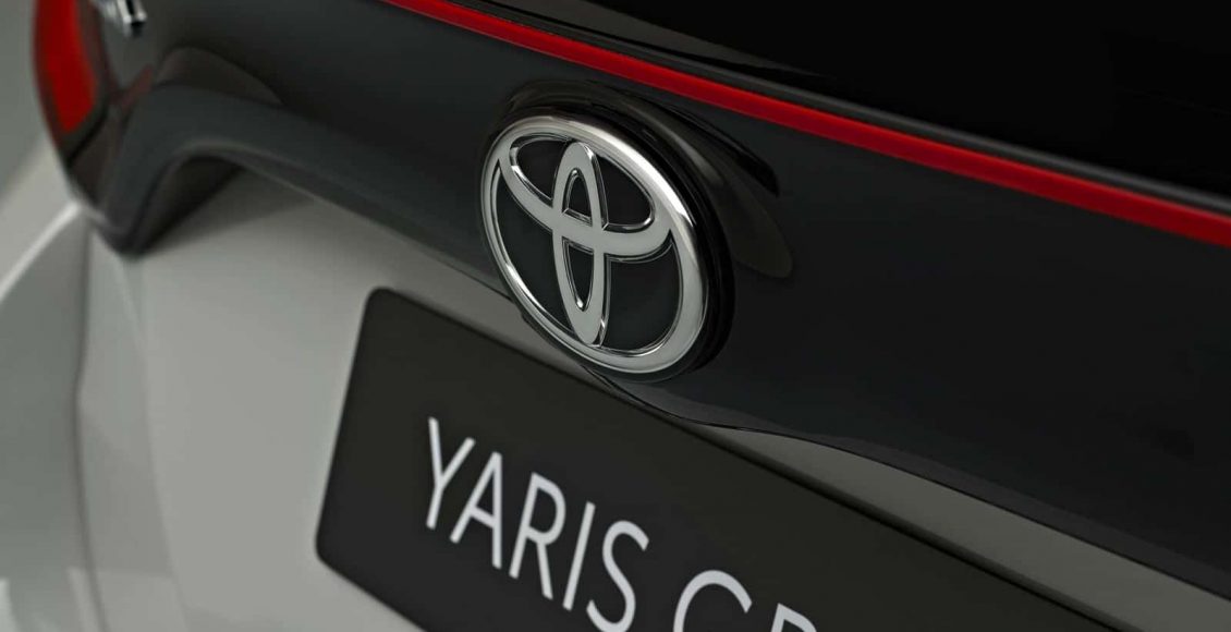 Toyota-Yaris-GR-SPORT-2022-9