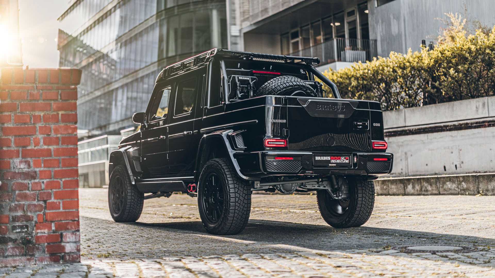 BRABUS 800 Adventure XLP Superblack: Un espectacular pick-up de 800 CV