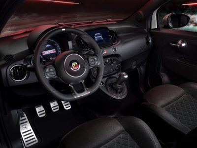 Abarth 595 y 695 2022: La gama se simplifica con dos modelos de hasta 180 CV