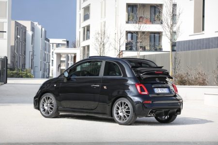 Abarth 595 y 695 2022: La gama se simplifica con dos modelos de hasta 180 CV