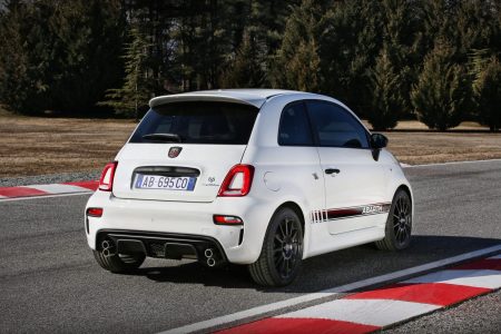 Abarth 595 y 695 2022: La gama se simplifica con dos modelos de hasta 180 CV