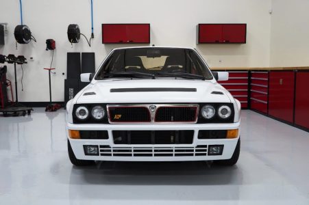 Este Lancia Delta Integrale Martini 5 Evoluzione sólo tiene 168 kilómetros y ahora puede ser tuyo