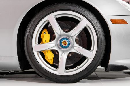 Estrenar un Porsche Carrera GT es todavía posible: A un precio estratosférico, eso sí