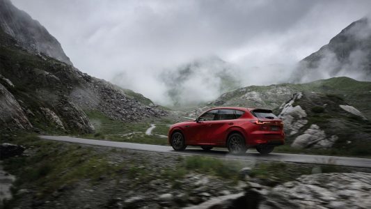 Mazda CX-60: El SUV híbrido enchufable con 327 CV de potencia