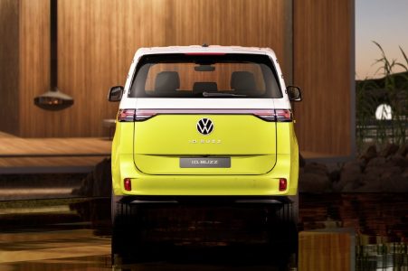 Oficial: La Volkswagen ID. Buzz es la versión eléctrica inspirada en la versión clásica de la furgoneta