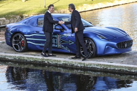 Así luce el Maserati GranTurismo Folgore de 1.200 CV por las calles de Roma