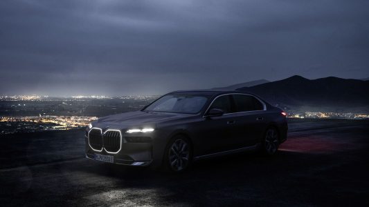 BMW Serie 7 2023: La nueva generación llega con una versión eléctrica