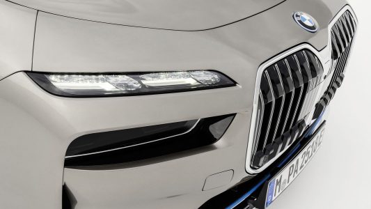 BMW Serie 7 2023: La nueva generación llega con una versión eléctrica