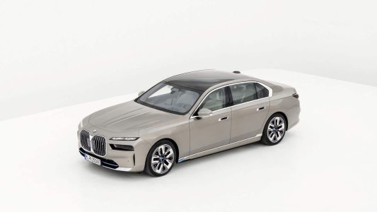 BMW Serie 7 2023: La nueva generación llega con una versión eléctrica