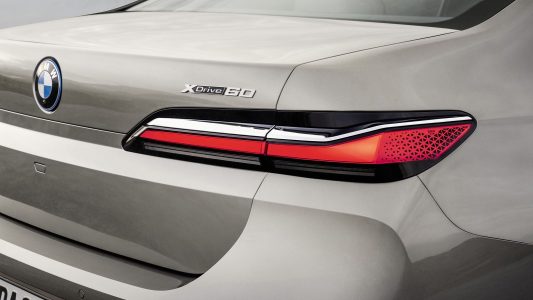 BMW Serie 7 2023: La nueva generación llega con una versión eléctrica