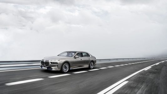 BMW Serie 7 2023: La nueva generación llega con una versión eléctrica