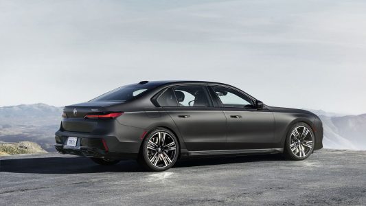 BMW Serie 7 2023: La nueva generación llega con una versión eléctrica