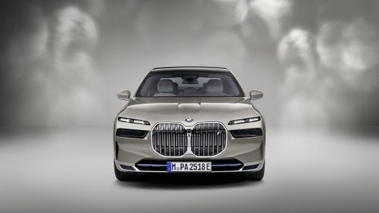 BMW Serie 7 2023: La nueva generación llega con una versión eléctrica