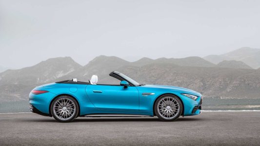 El Mercedes-AMG SL 43 llega con cuatro cilindros y turbocompresor eléctrico