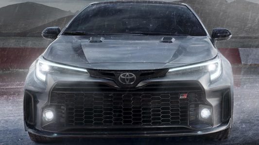 Toyota GR Corolla 2022: Así de espectacular luce este Corolla con 305 CV y tracción total