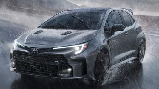 Toyota GR Corolla 2022: Así de espectacular luce este Corolla con 305 CV y tracción total