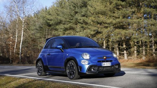 Abarth 695 Tributo 131 Rally: Celebrando el 40 anivesario del Abarth 131 Rally