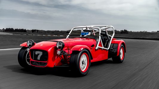 El nuevo Caterham Seven 420 CUP es el modelo más enfocado para circuito hasta la fecha... ¡y matriculable!