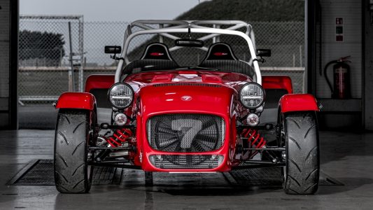 El nuevo Caterham Seven 420 CUP es el modelo más enfocado para circuito hasta la fecha... ¡y matriculable!