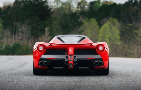 Este Ferrari LaFerrari Aperta con 259 km sale a subasta y podría venderse por más de 5 millones de dólares