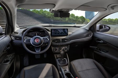 Los nuevos Fiat Tipo y Panda Garmin llegan con un smartwatch de regalo