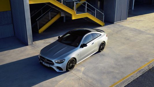 Mercedes-Benz Clase E Night Edition: Con detalles de color negro