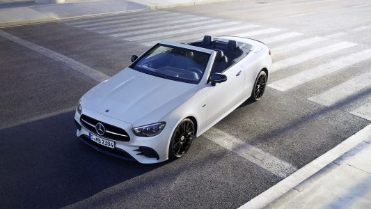 Mercedes-Benz Clase E Night Edition: Con detalles de color negro