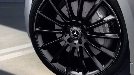 Mercedes-Benz Clase E Night Edition: Con detalles de color negro